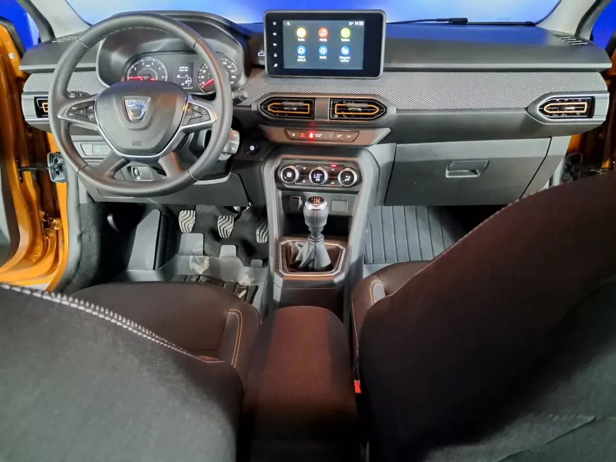 DACIA SANDERO