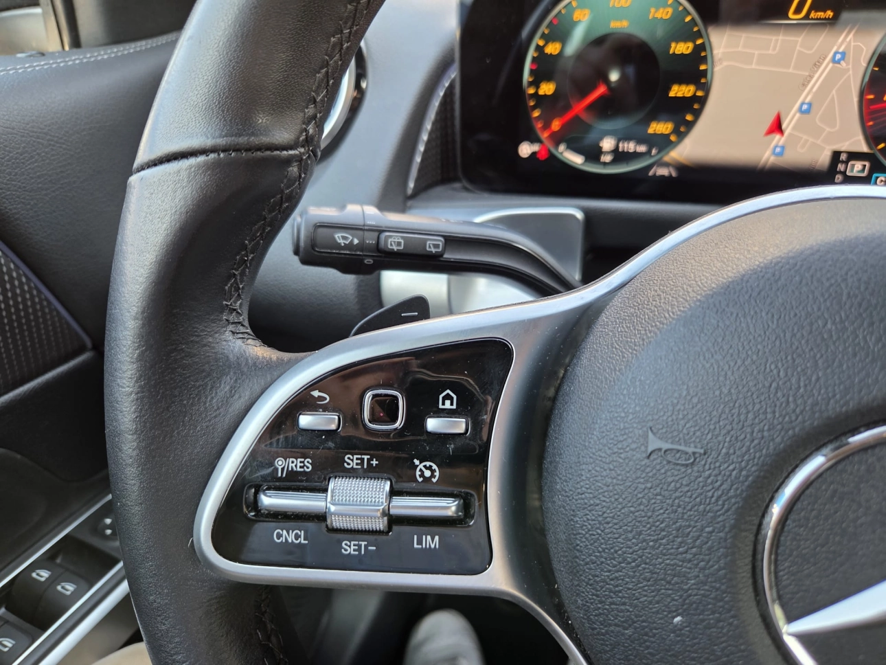 MERCEDES BENZ GLB 180 Business 2021 136cp