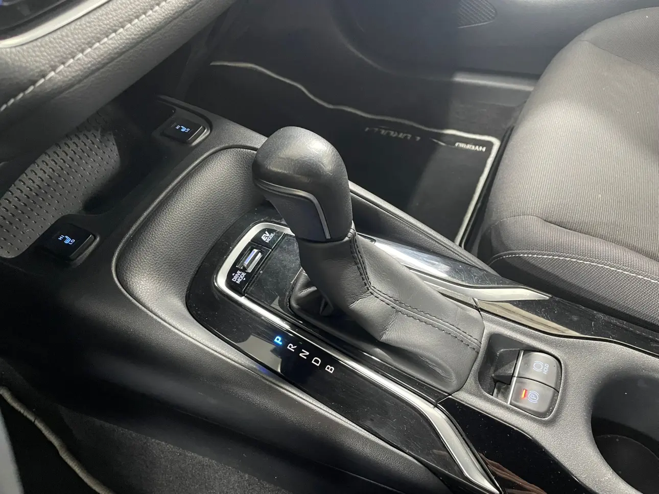 TOYOTA COROLLA HB 1.8 HYBRID DYNAMIC E-CVT 2022
