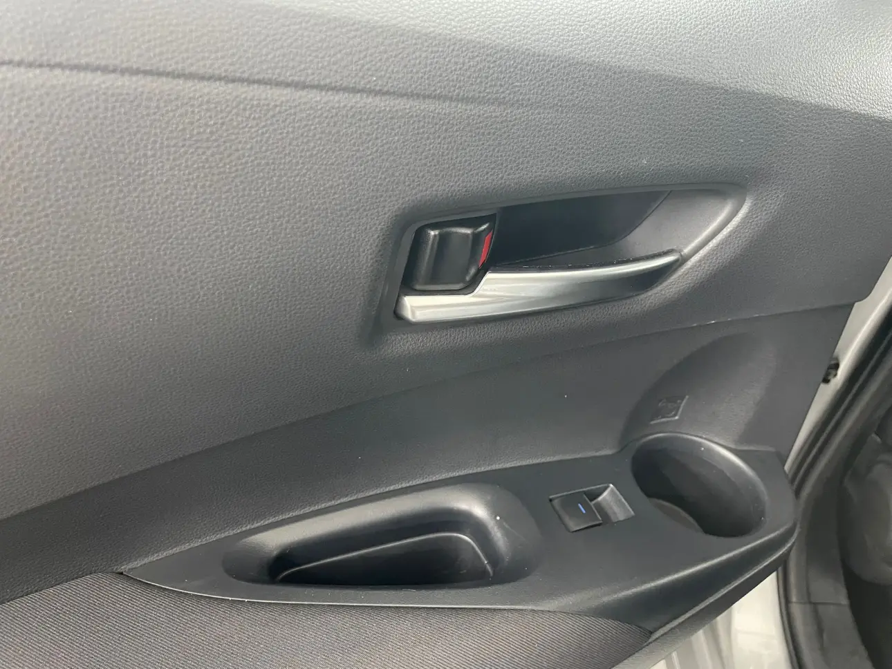 TOYOTA COROLLA HB 1.8 HYBRID DYNAMIC E-CVT 2022