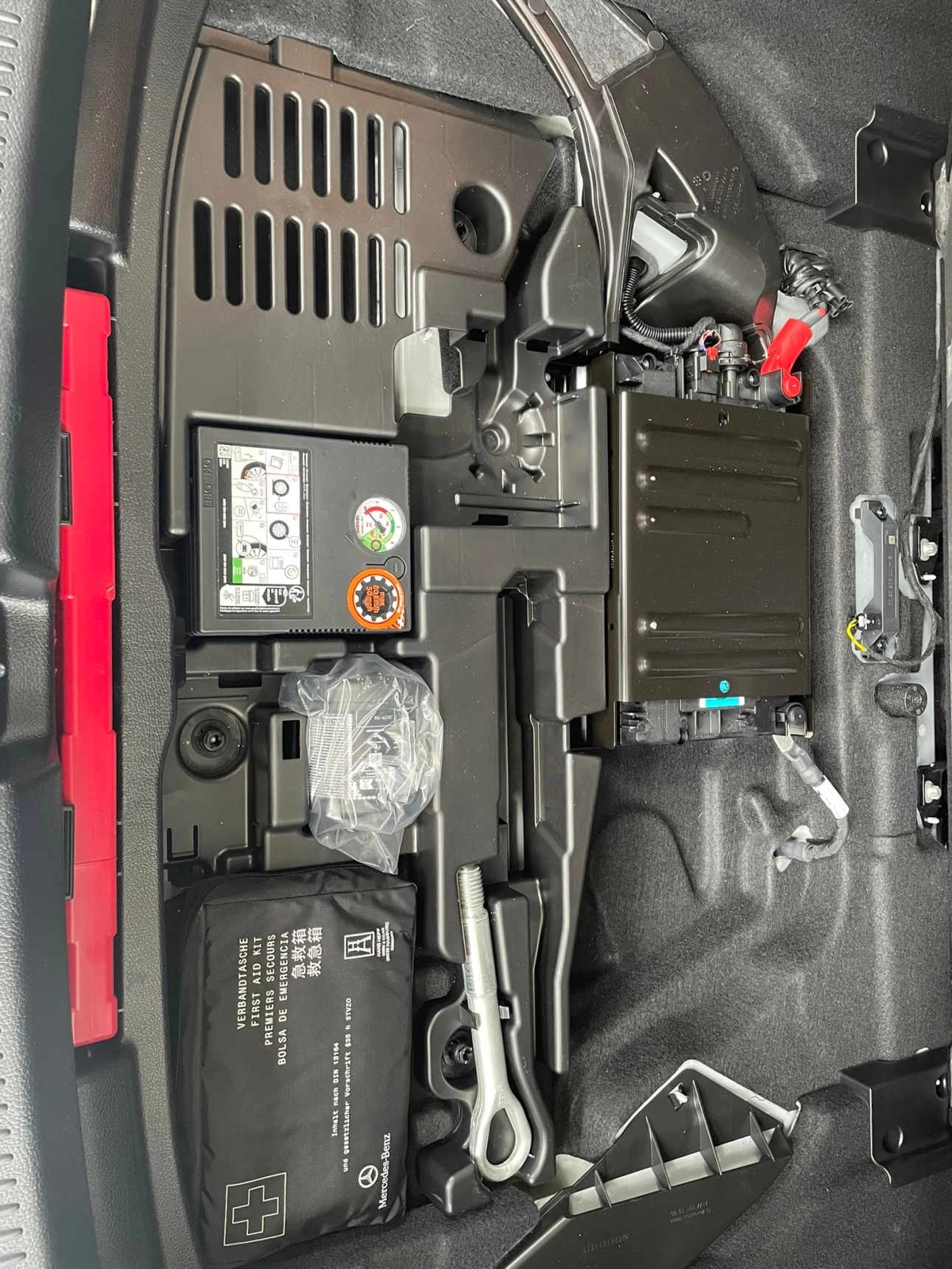 MERCEDES BENZ A 200 MHEV 7G-DCT 2024 AMG Line