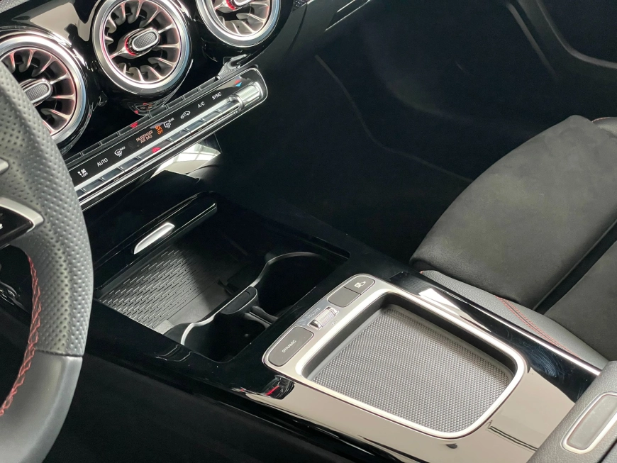 MERCEDES BENZ A 200 MHEV 7G-DCT 2024 AMG Line
