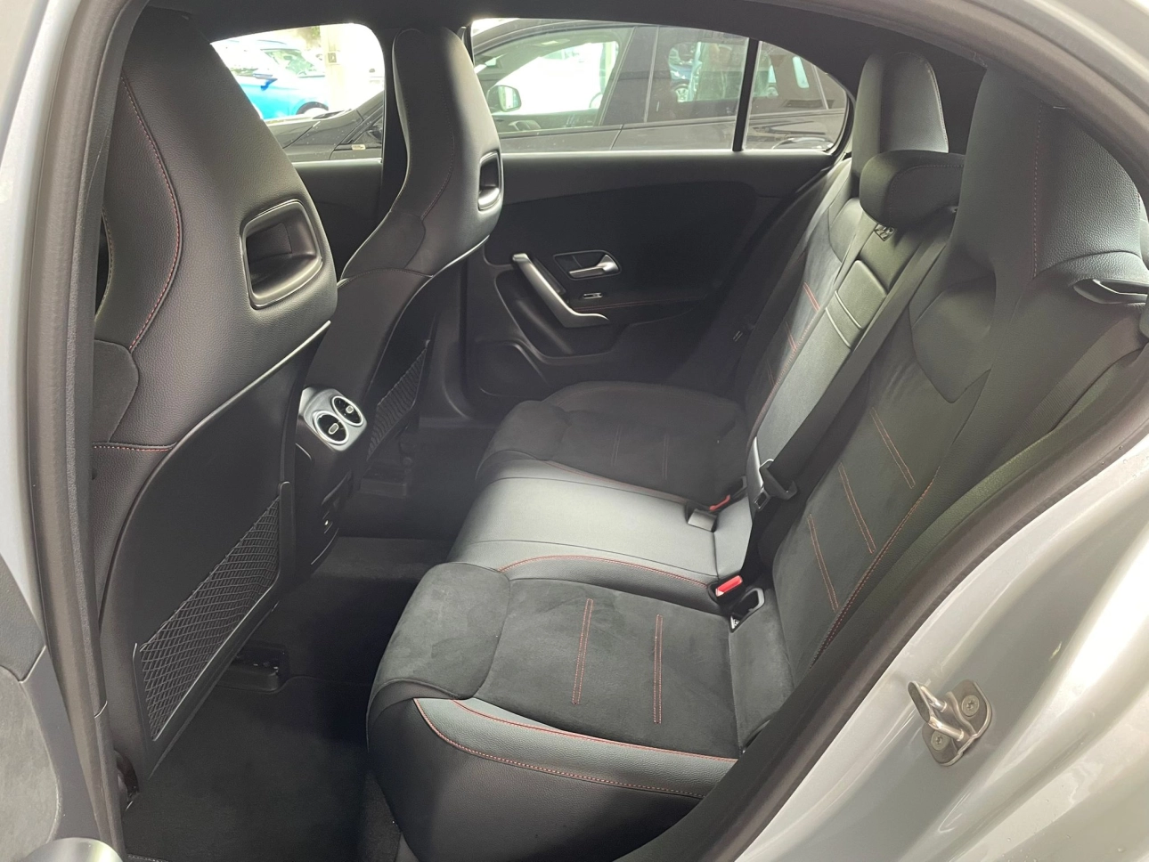 MERCEDES BENZ A 200 MHEV 7G-DCT 2024 AMG Line