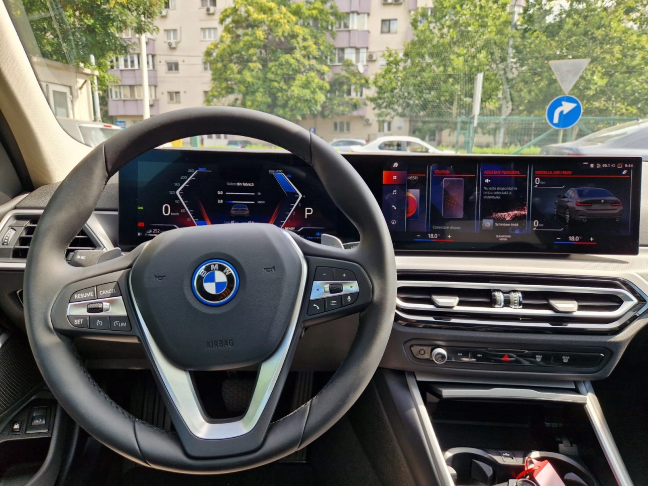 BMW SERIA 3 320e Business - Hybrid - Automatic - 163 CP