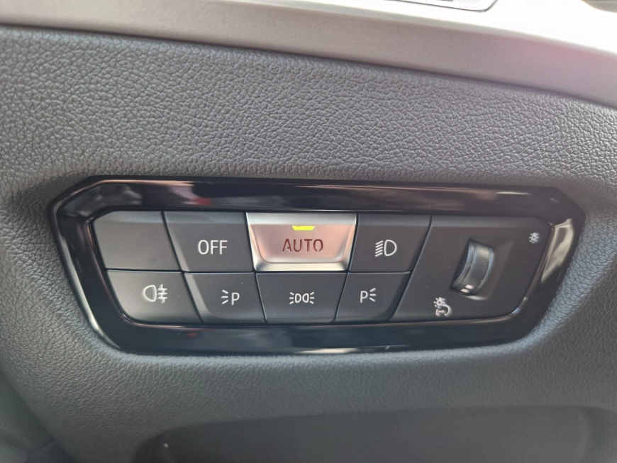 BMW SERIA 3 320e Business - Hybrid - Automatic - 163 CP