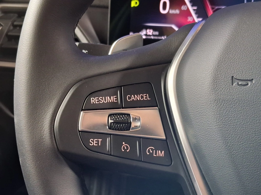 BMW SERIA 3 320e Business - Hybrid - Automatic - 163 CP