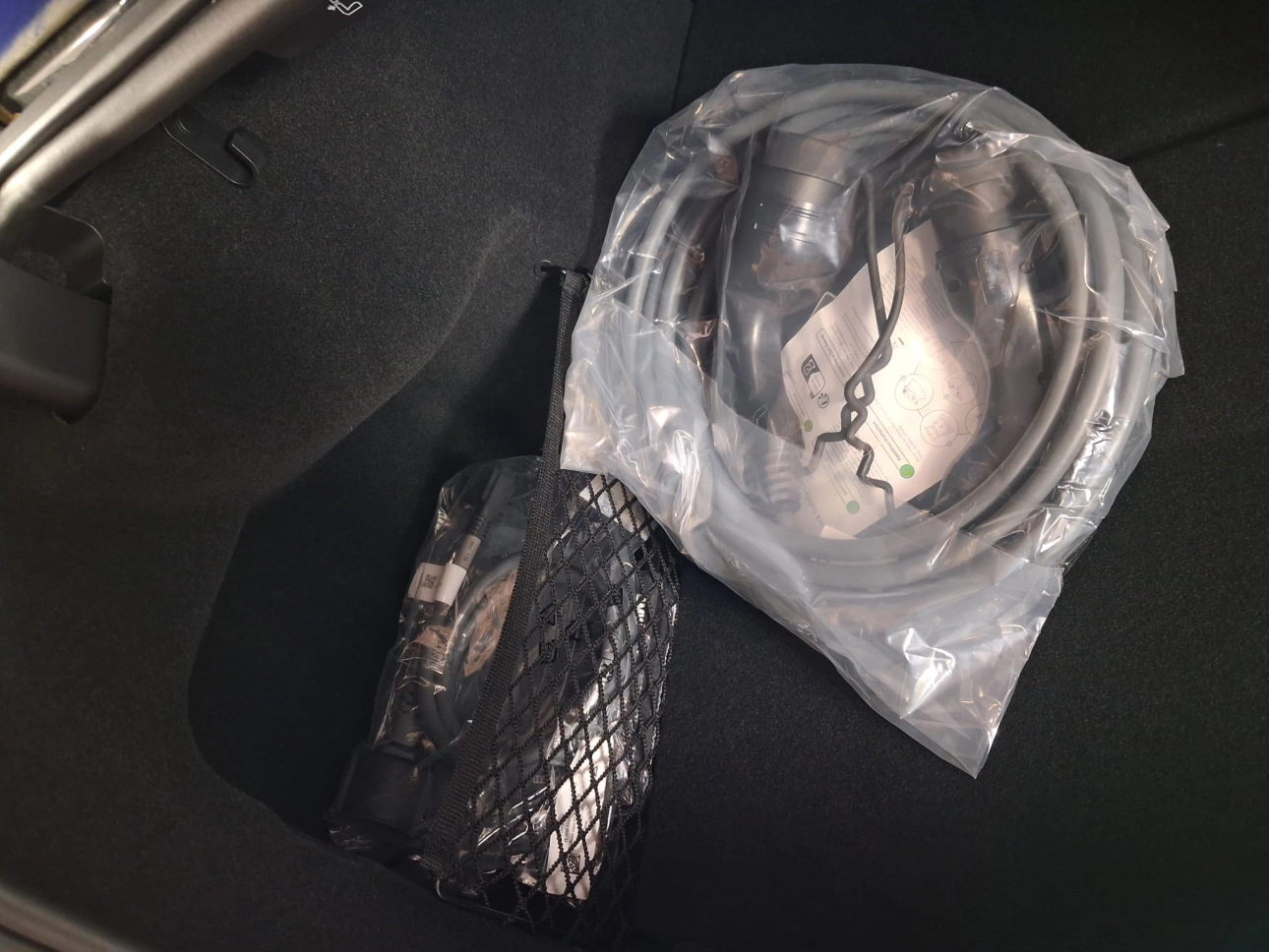 BMW SERIA 3 320e Business - Hybrid - Automatic - 163 CP