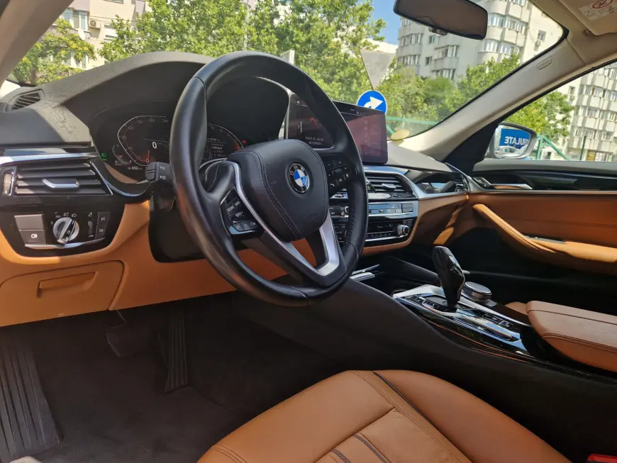 BMW SERIA 5 520d Touring 2021