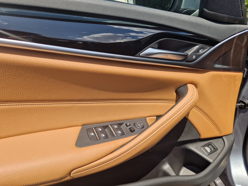 BMW SERIA 5 520d Touring 2021