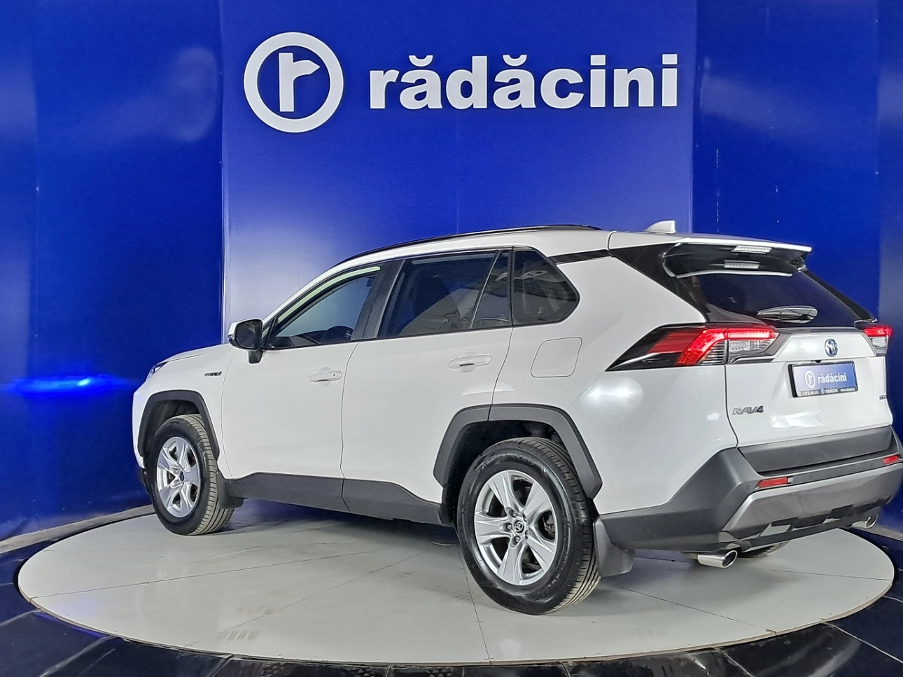 TOYOTA RAV 4