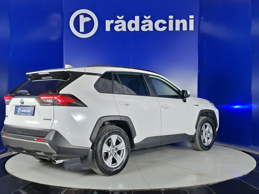 TOYOTA RAV 4