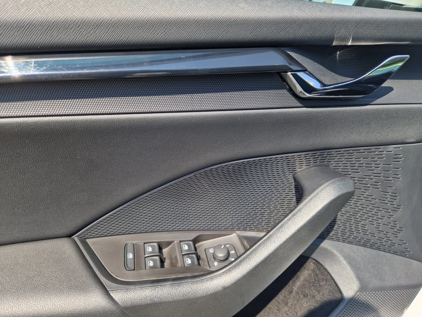 SKODA OCTAVIA COMBI 1.0 E-TEC Executive DSG 110 HP