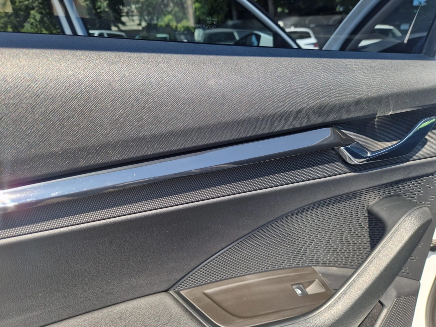 SKODA OCTAVIA COMBI 1.0 E-TEC Executive DSG 110 HP