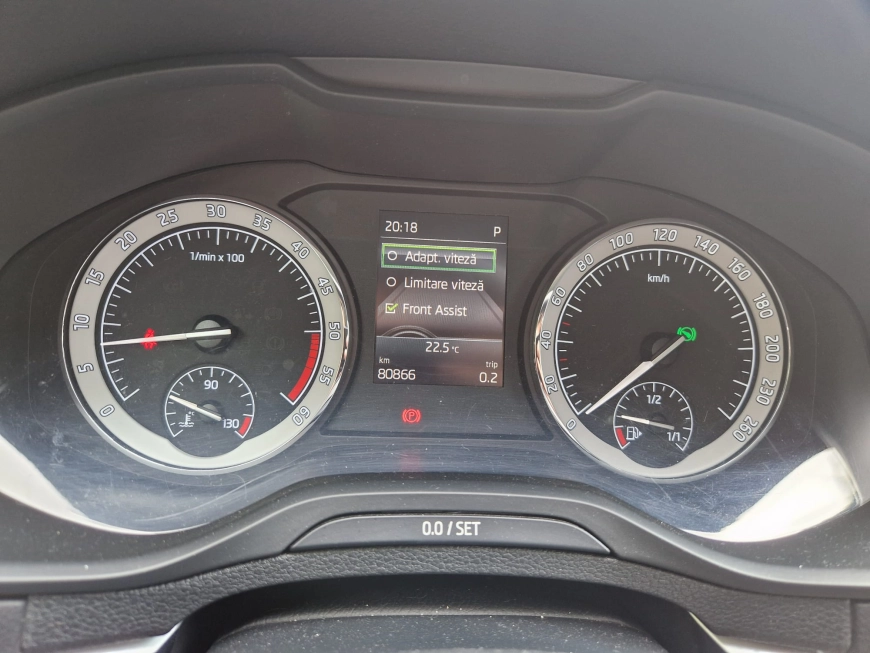 SKODA KAROQ 1.6 Tdi 115CP DSG AMBITION 2020