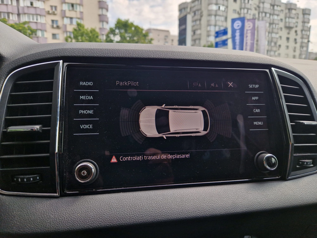 SKODA KAROQ 1.6 Tdi 115CP DSG AMBITION 2020