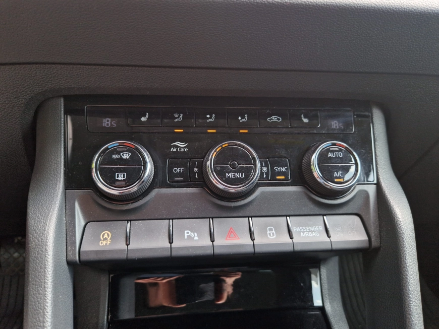 SKODA KAROQ 1.6 Tdi 115CP DSG AMBITION 2020