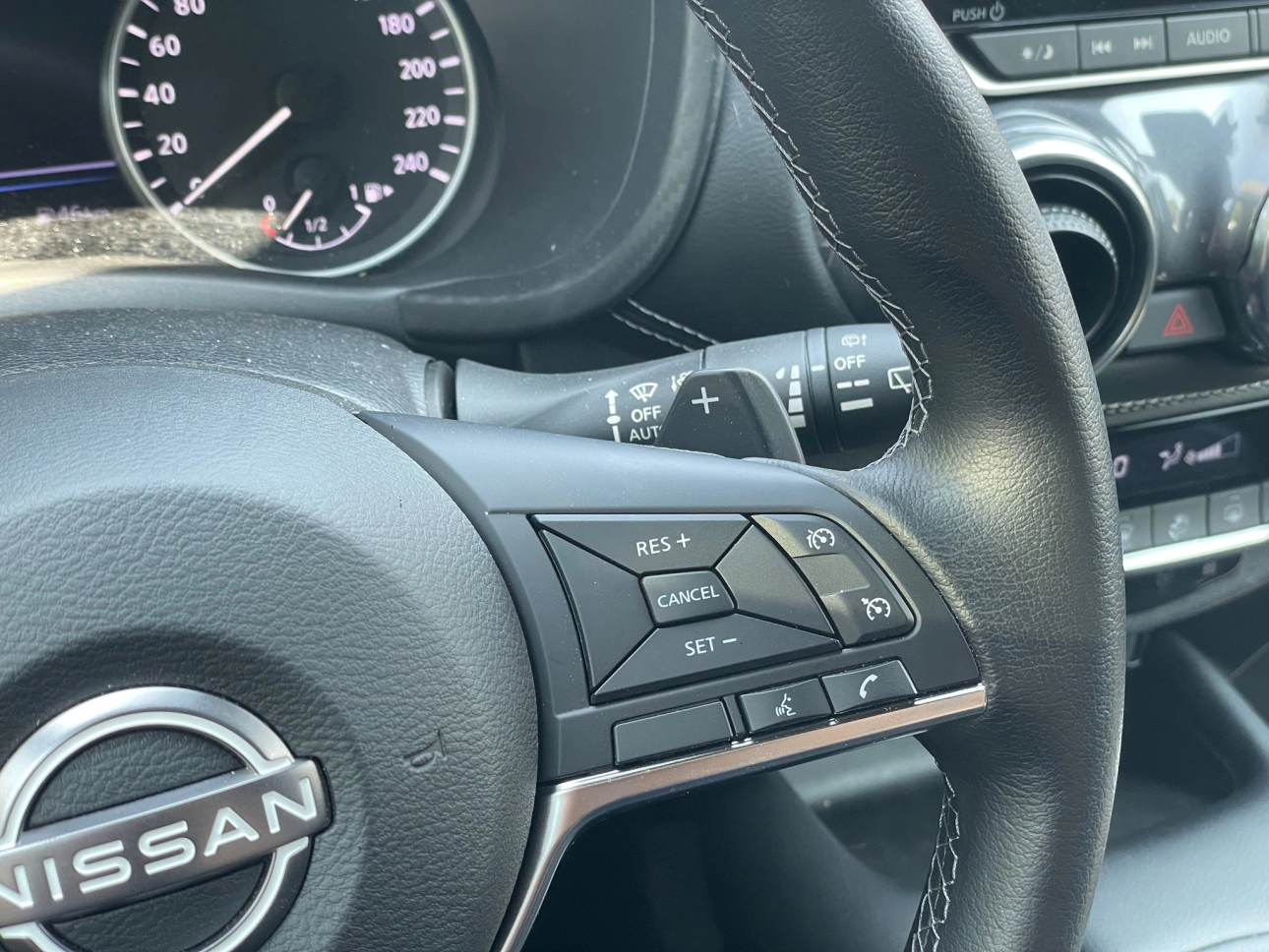 NISSAN JUKE DIG-T 114CP 7DCT N-Connecta