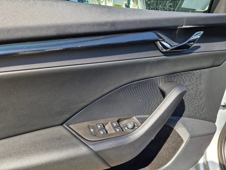 SKODA OCTAVIA 2.0 TDI 115CP Ambition