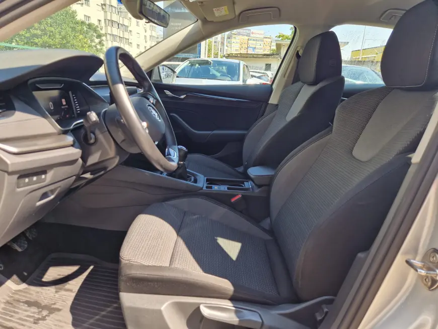 SKODA OCTAVIA 2.0 TDI 115CP Ambition