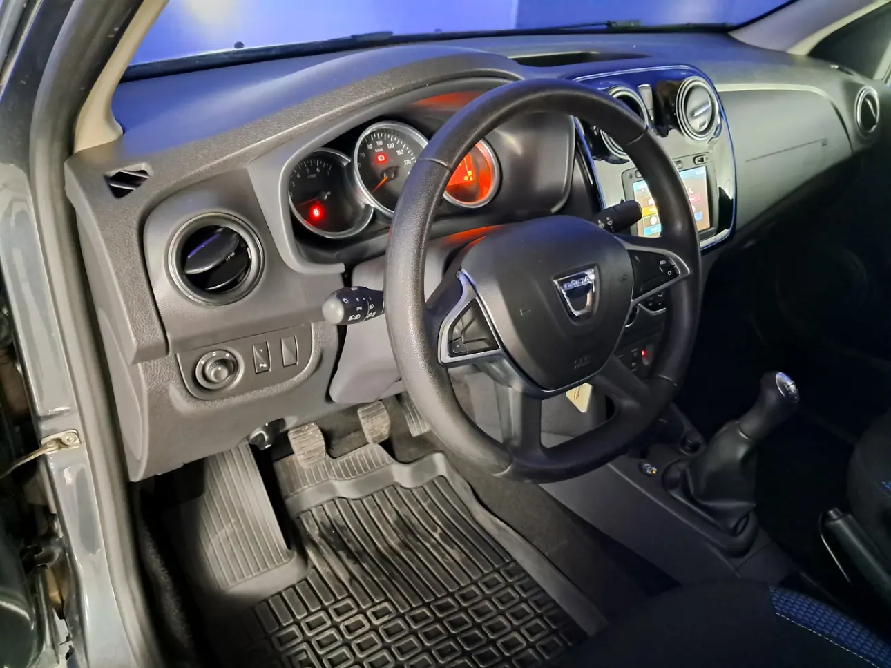 DACIA LOGAN