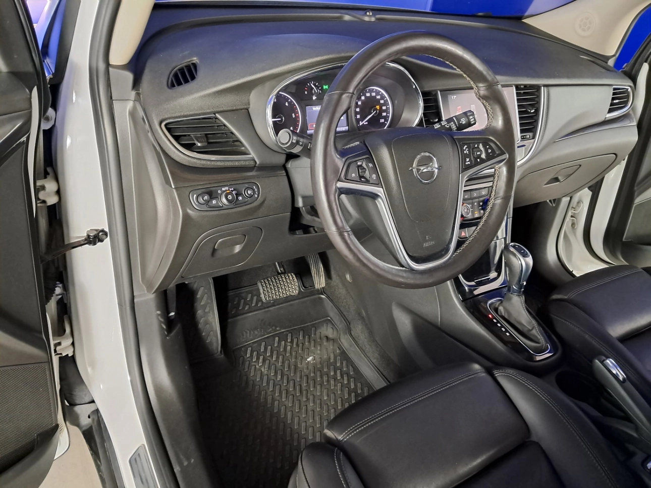 OPEL MOKKA