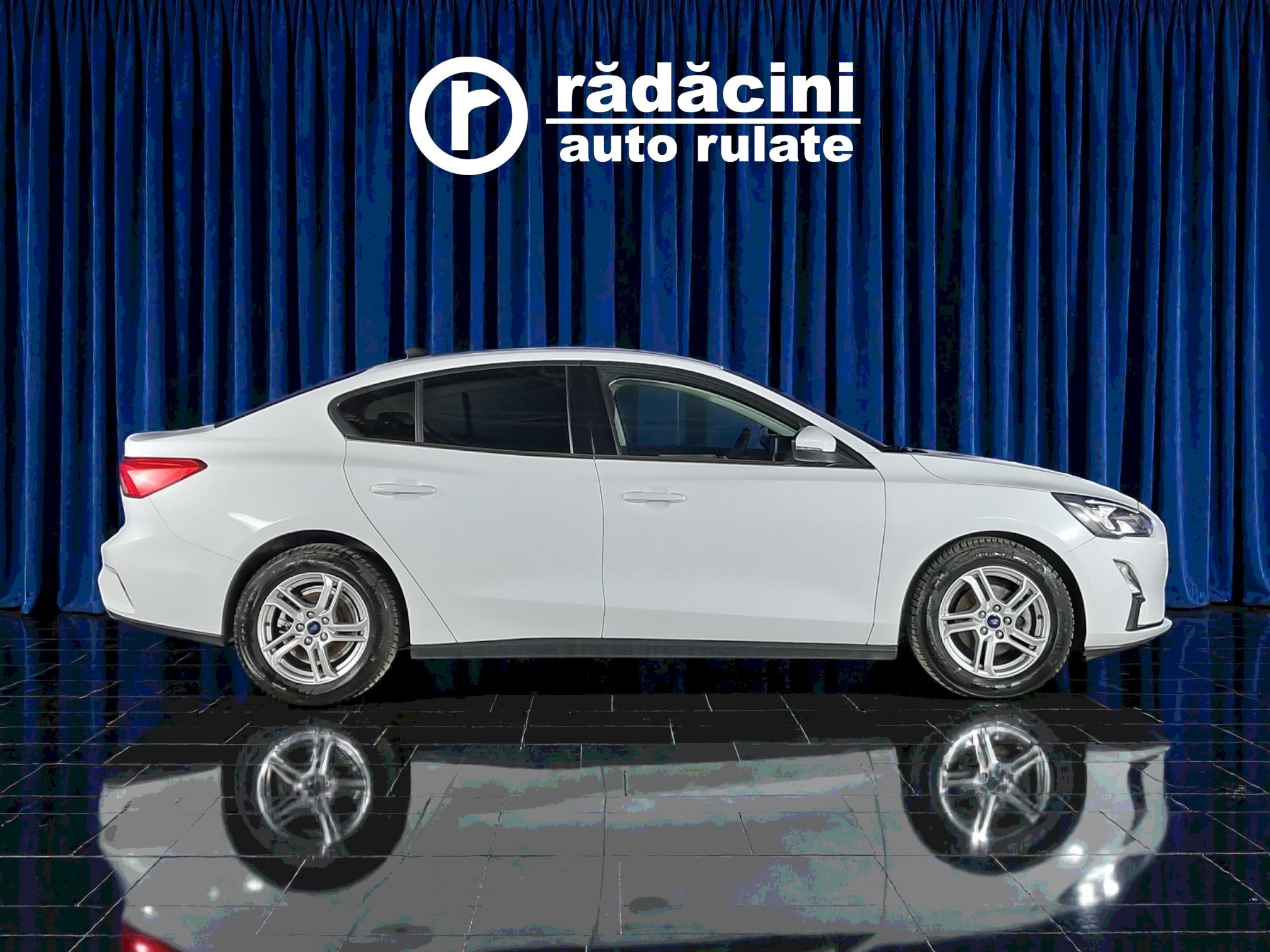 FORD Focus 2021 — imagine 5