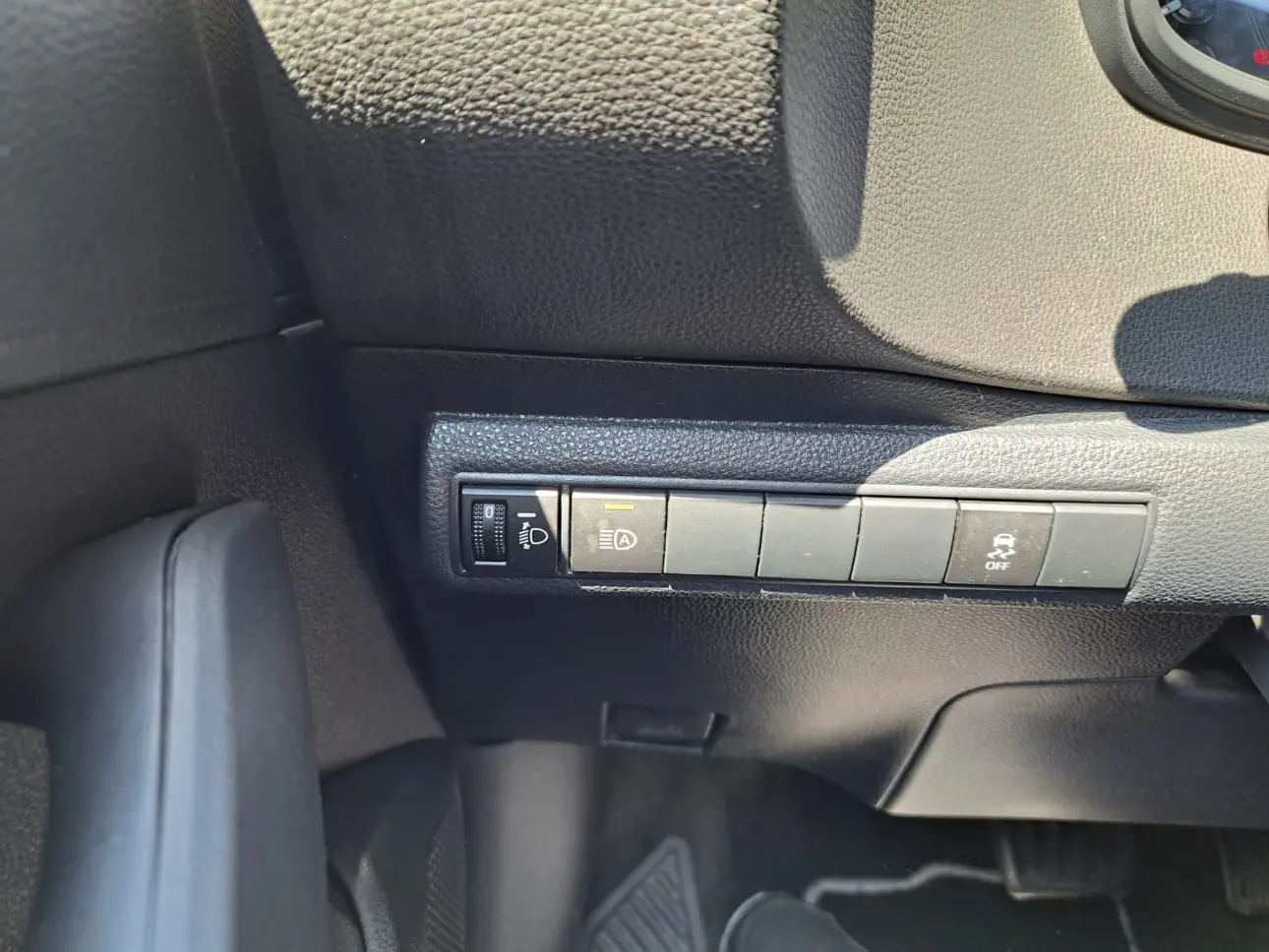 TOYOTA COROLLA 1.8 HYBRID ECO HSD TS E-CVT