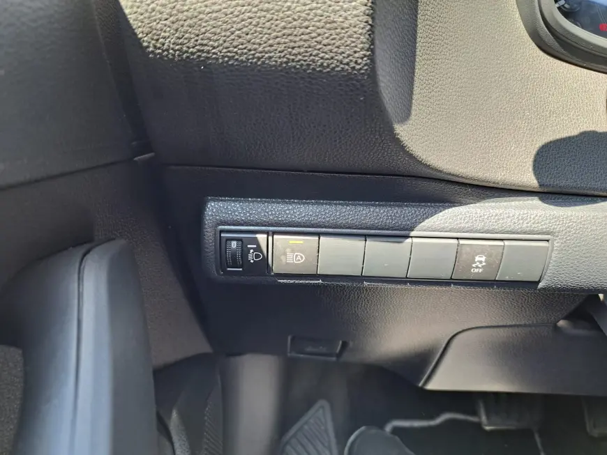 TOYOTA COROLLA 1.8 HYBRID ECO HSD TS E-CVT