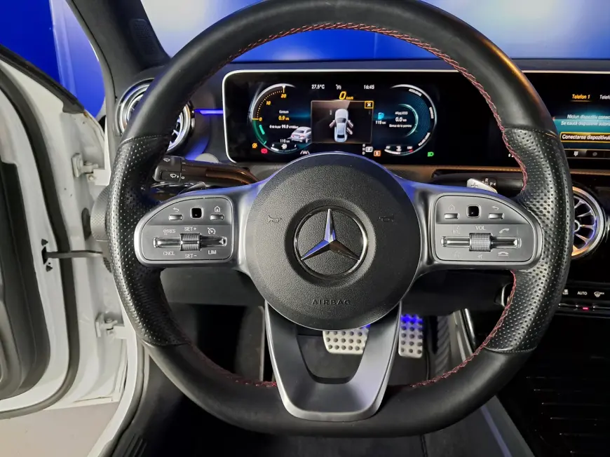 MERCEDES BENZ A A200