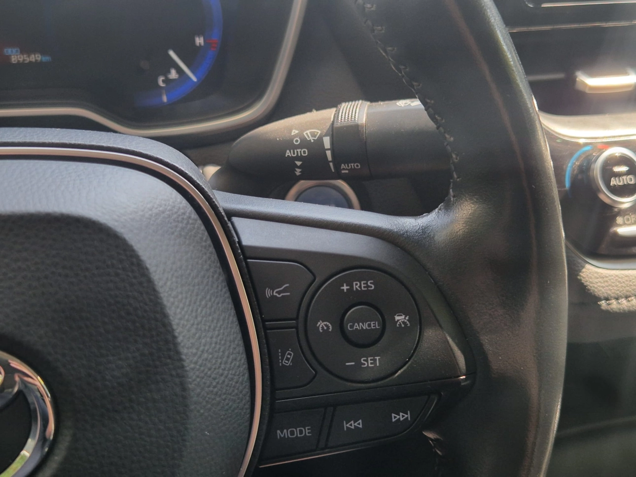 TOYOTA COROLLA SEDAN 1.8 HYBRID DYNAMIC HSD E-CVT 2021