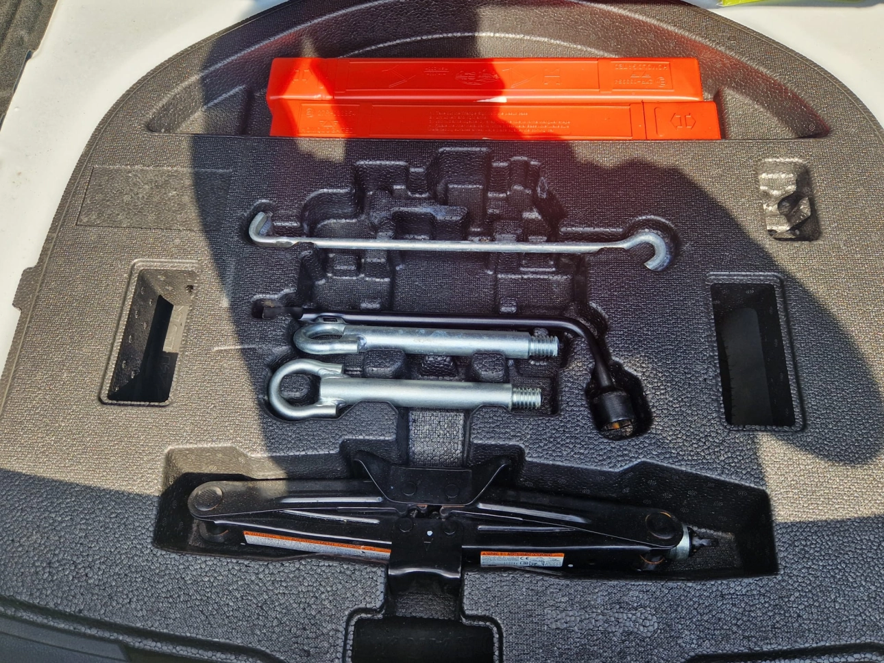 TOYOTA COROLLA SEDAN 1.8 HYBRID DYNAMIC HSD E-CVT 2021