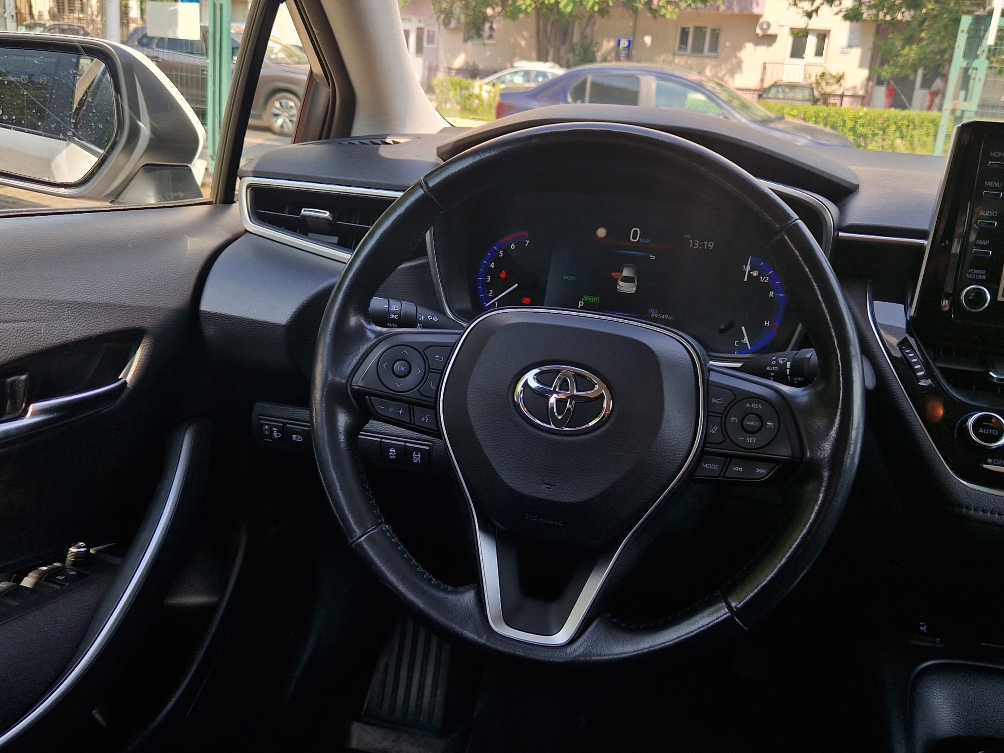 TOYOTA Corolla 2021 — imagine 10