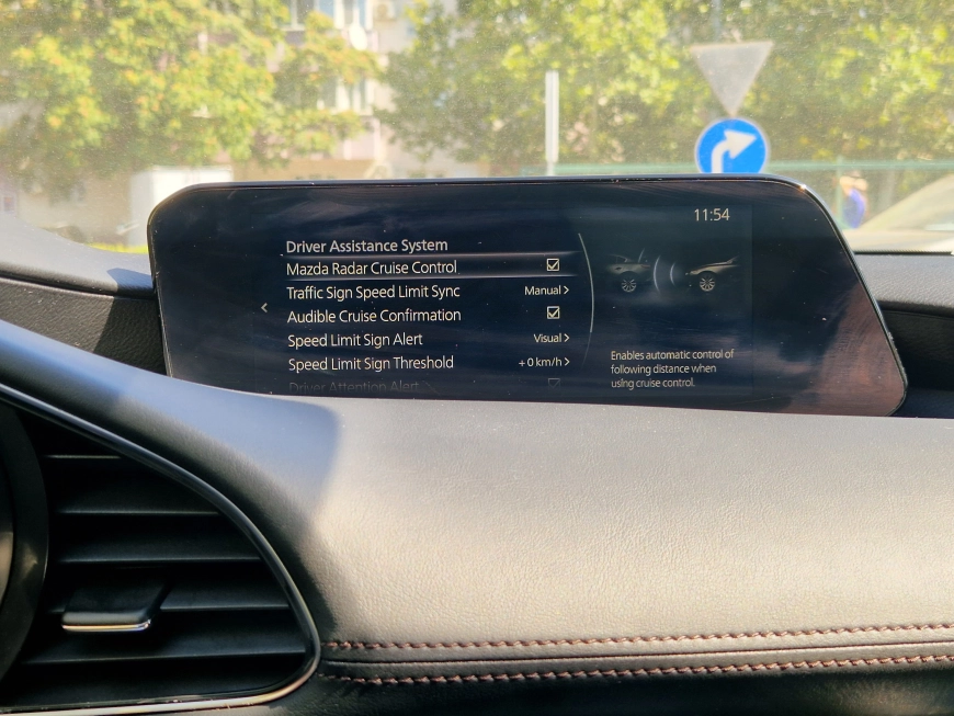 MAZDA 3 2.0 e-SkyActiv-X M Hybrid 180 Comfort Bose