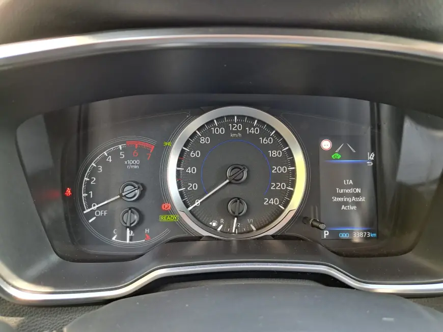 TOYOTA COROLLA