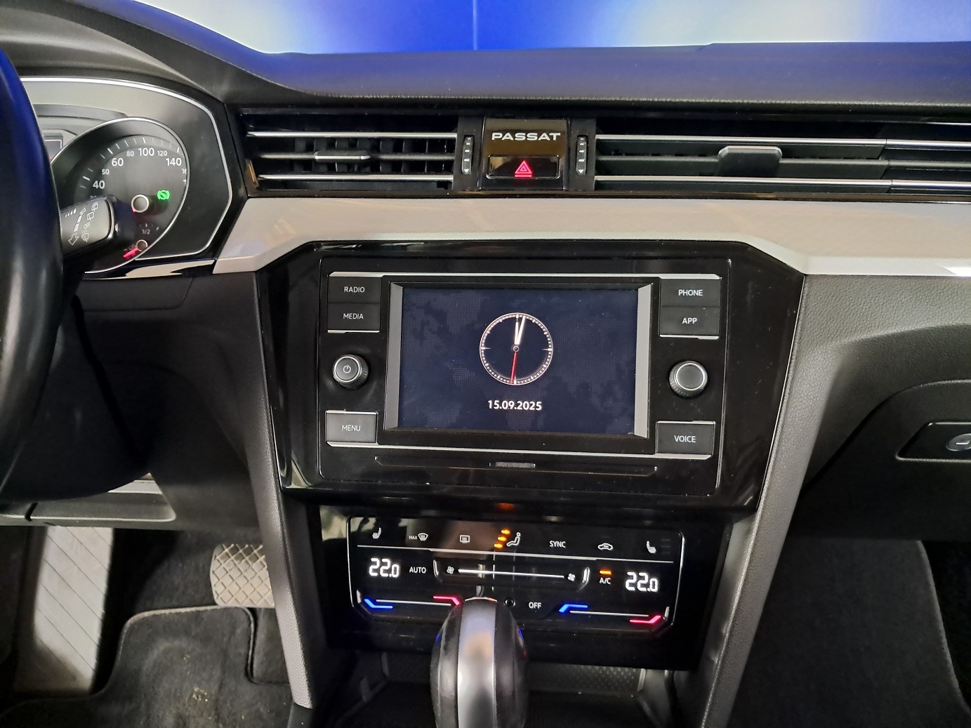 VOLKSWAGEN Passat 2021 — imagine 17