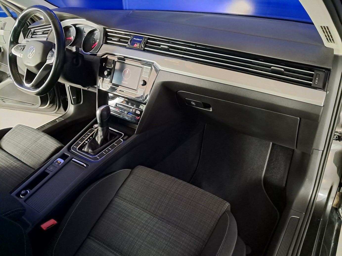 VOLKSWAGEN Passat 2021 — imagine 19