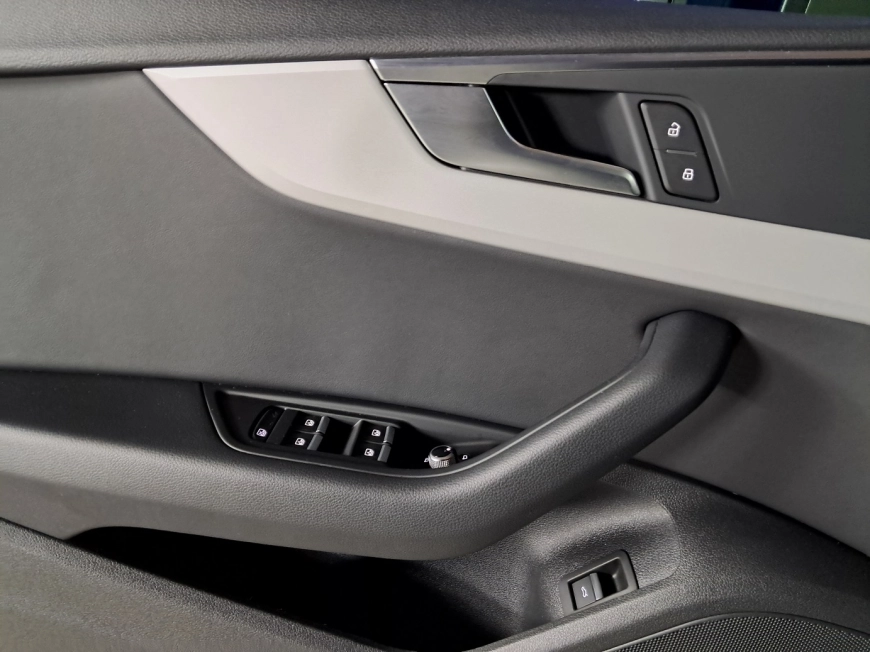 AUDI A5 Sportback 35 TFSI Business Edition Attraction S tronic