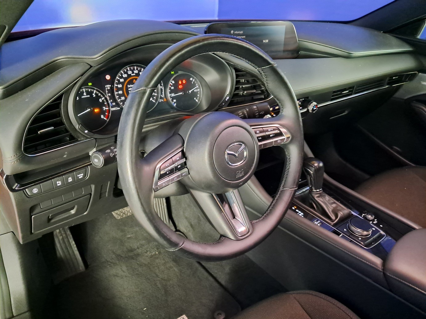 MAZDA 3 2020 — imagine 11