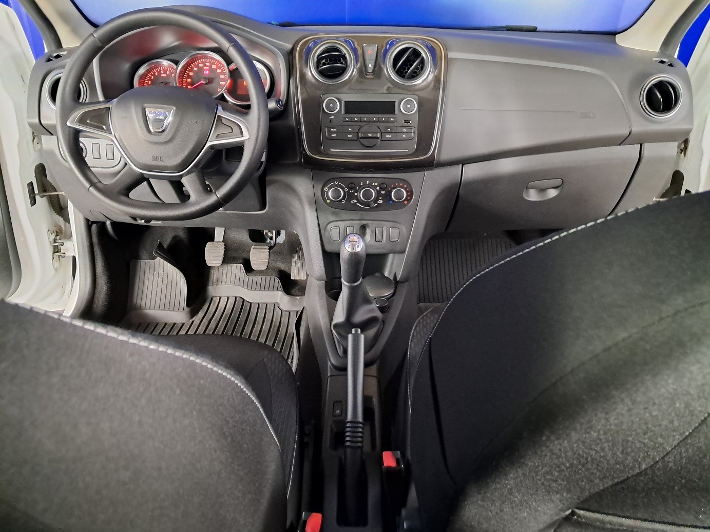 DACIA Logan 2020 — imagine 13