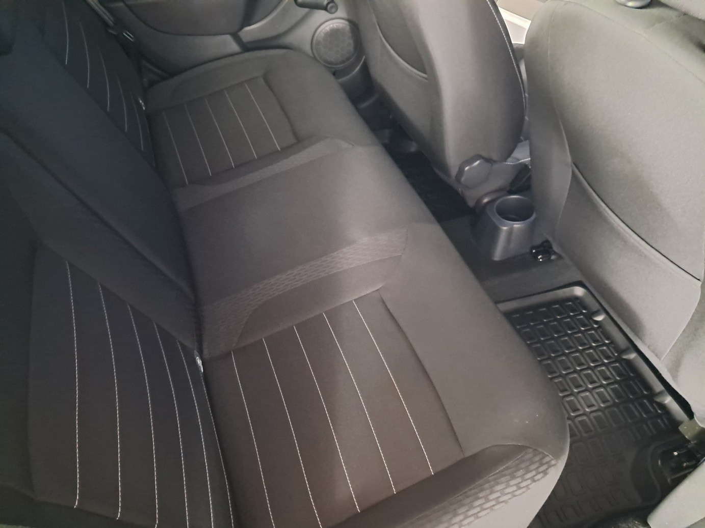 DACIA Logan 2020 — imagine 17