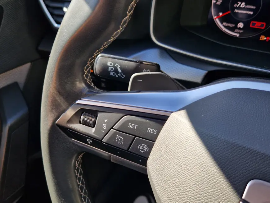 SEAT LEON SPORTSTOURER STYLE