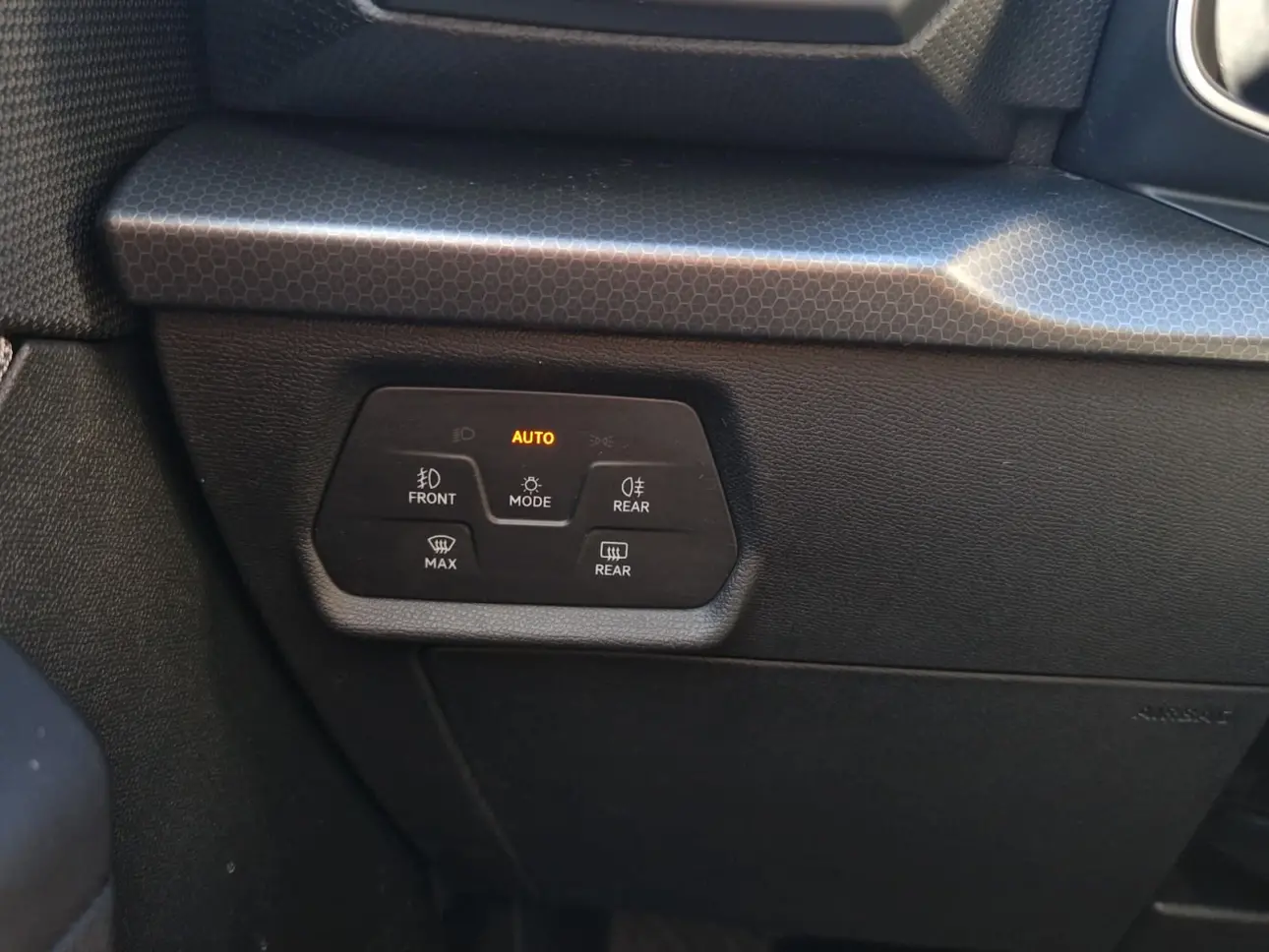 SEAT LEON SPORTSTOURER STYLE