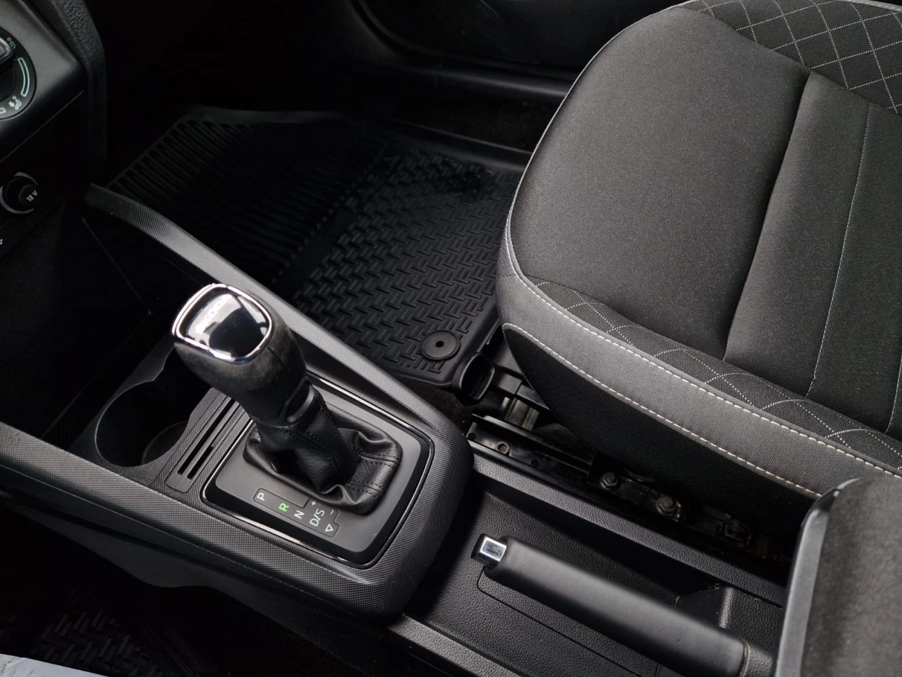 SKODA FABIA 1.0 TSI 95CP DSG AMBITION 2021