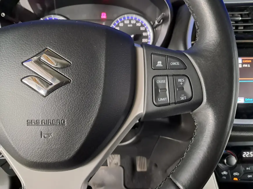 SUZUKI SX4