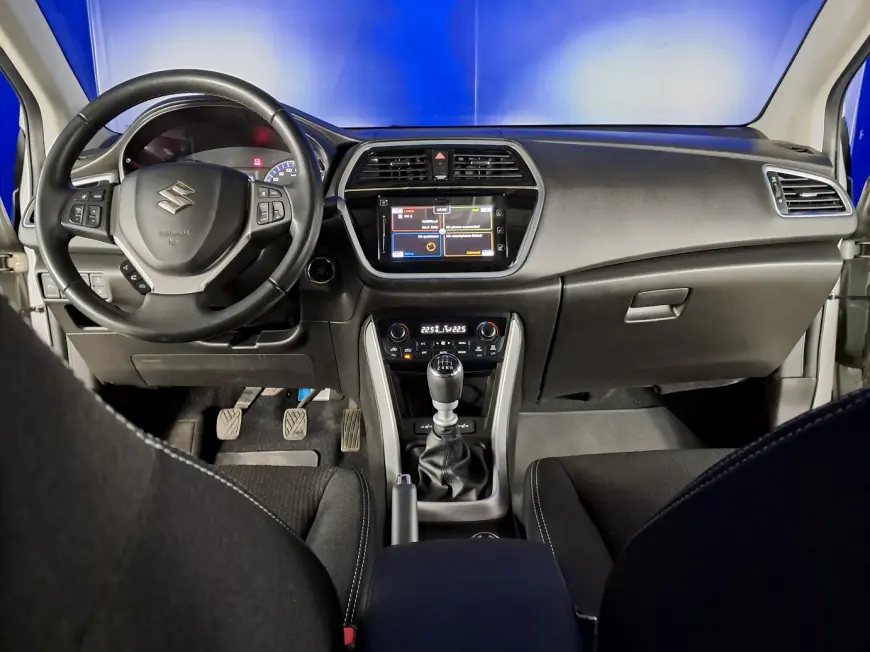 SUZUKI SX4