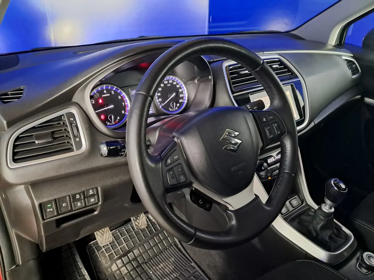 SUZUKI SX4