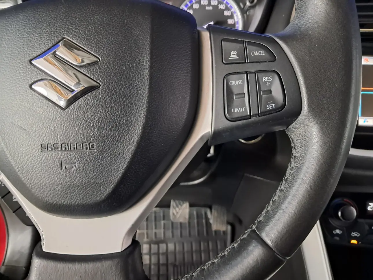 SUZUKI SX4