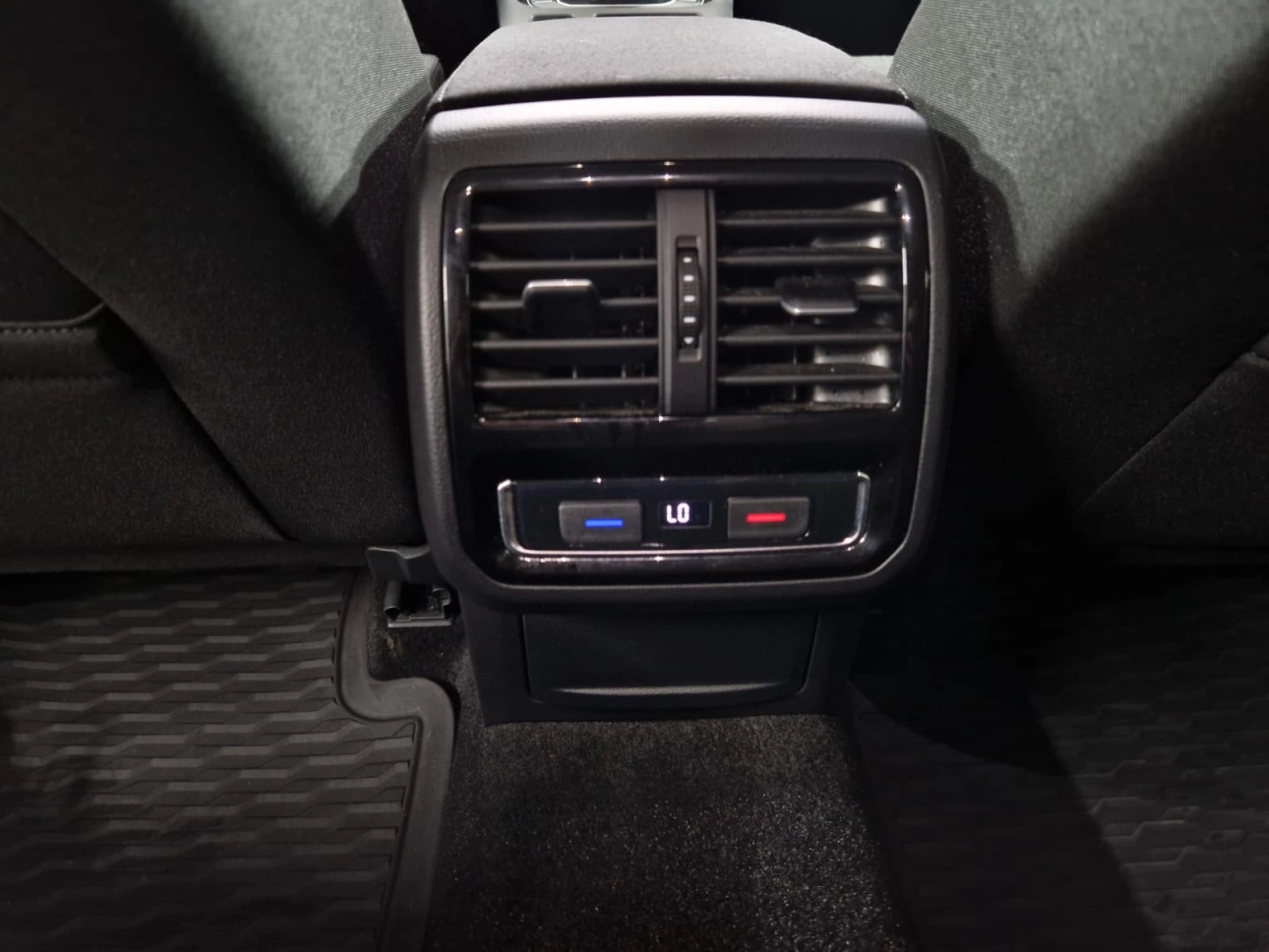 VOLKSWAGEN PASSAT 2.0 TDI 150CP DSG COMFORTLINE 2020