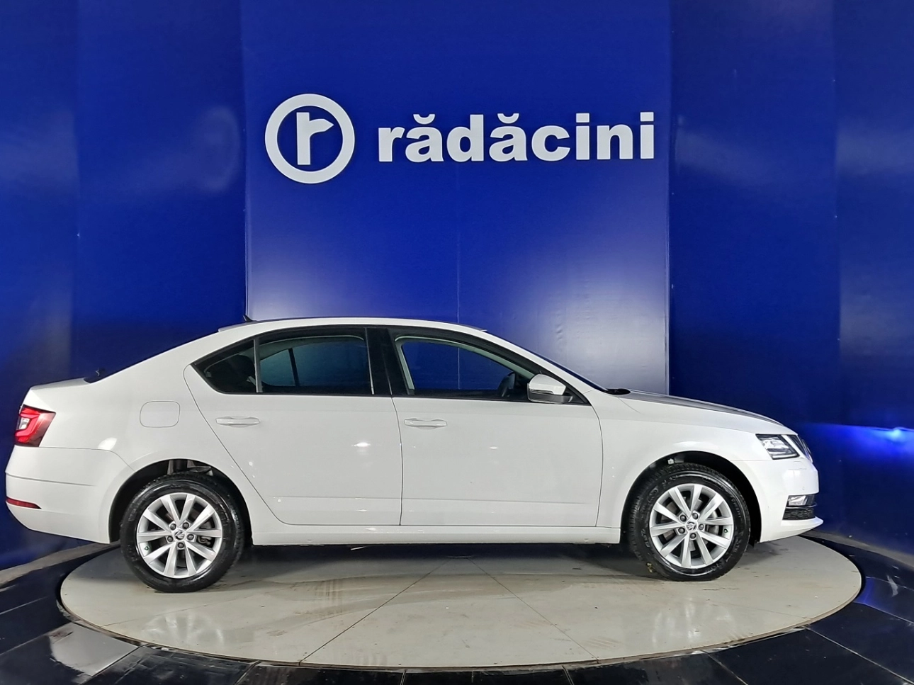 SKODA OCTAVIA III Style 4x4 DSG