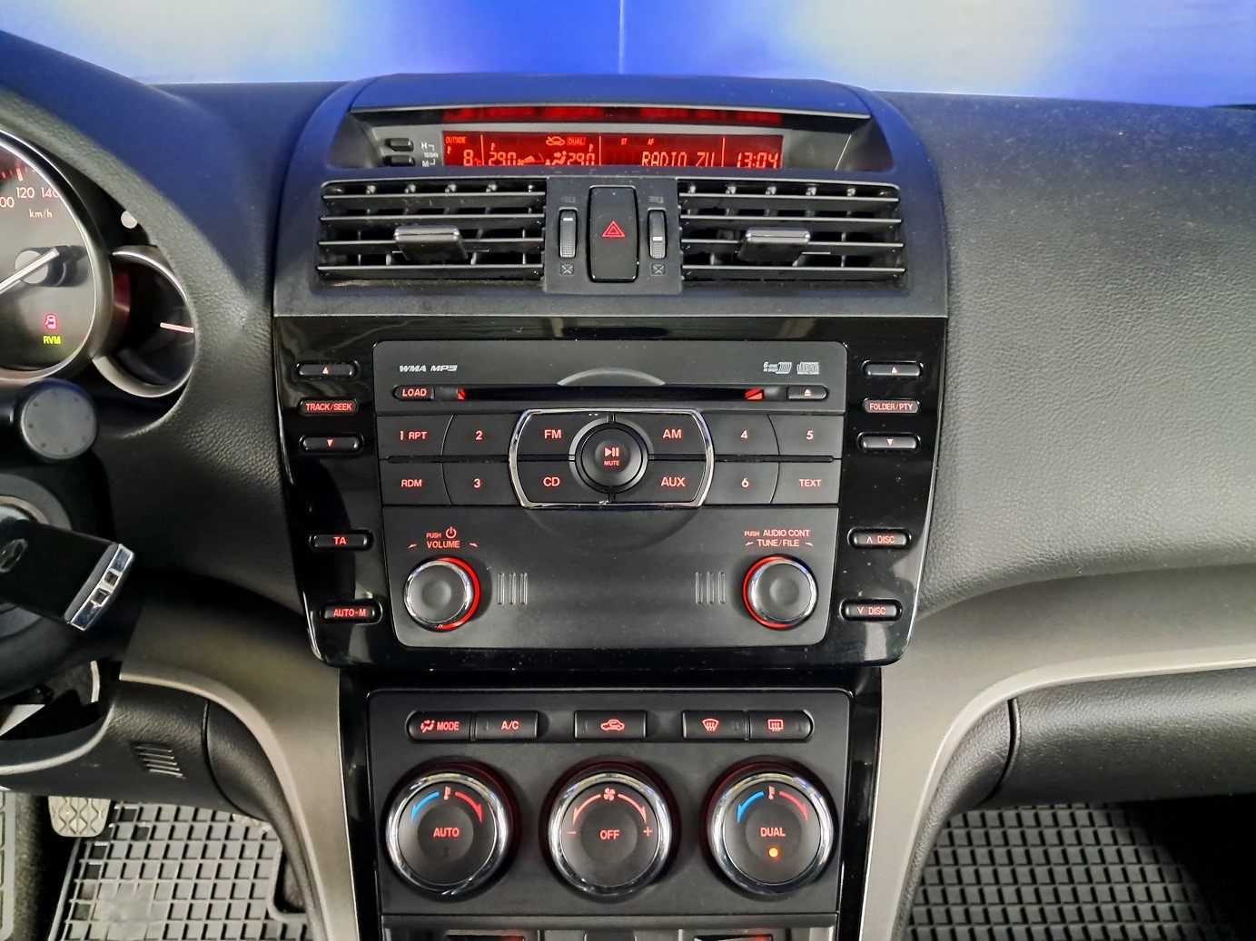 MAZDA 6 2011 — imagine 15